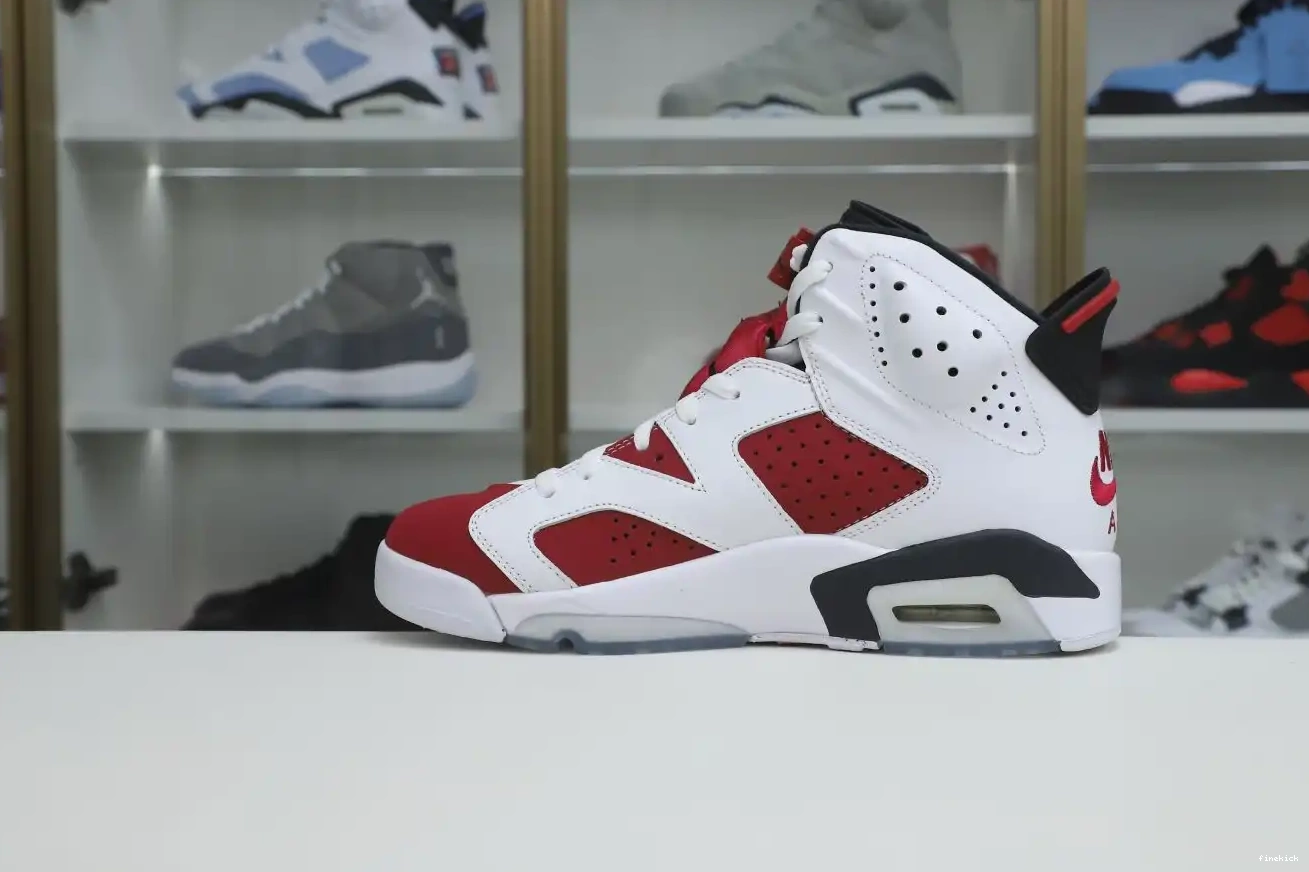 6 JORDAN OG RETRO AIR 2021 'CARMINE' 0630